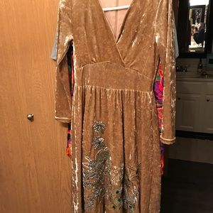 Gold velvet embroidered with tiger dress